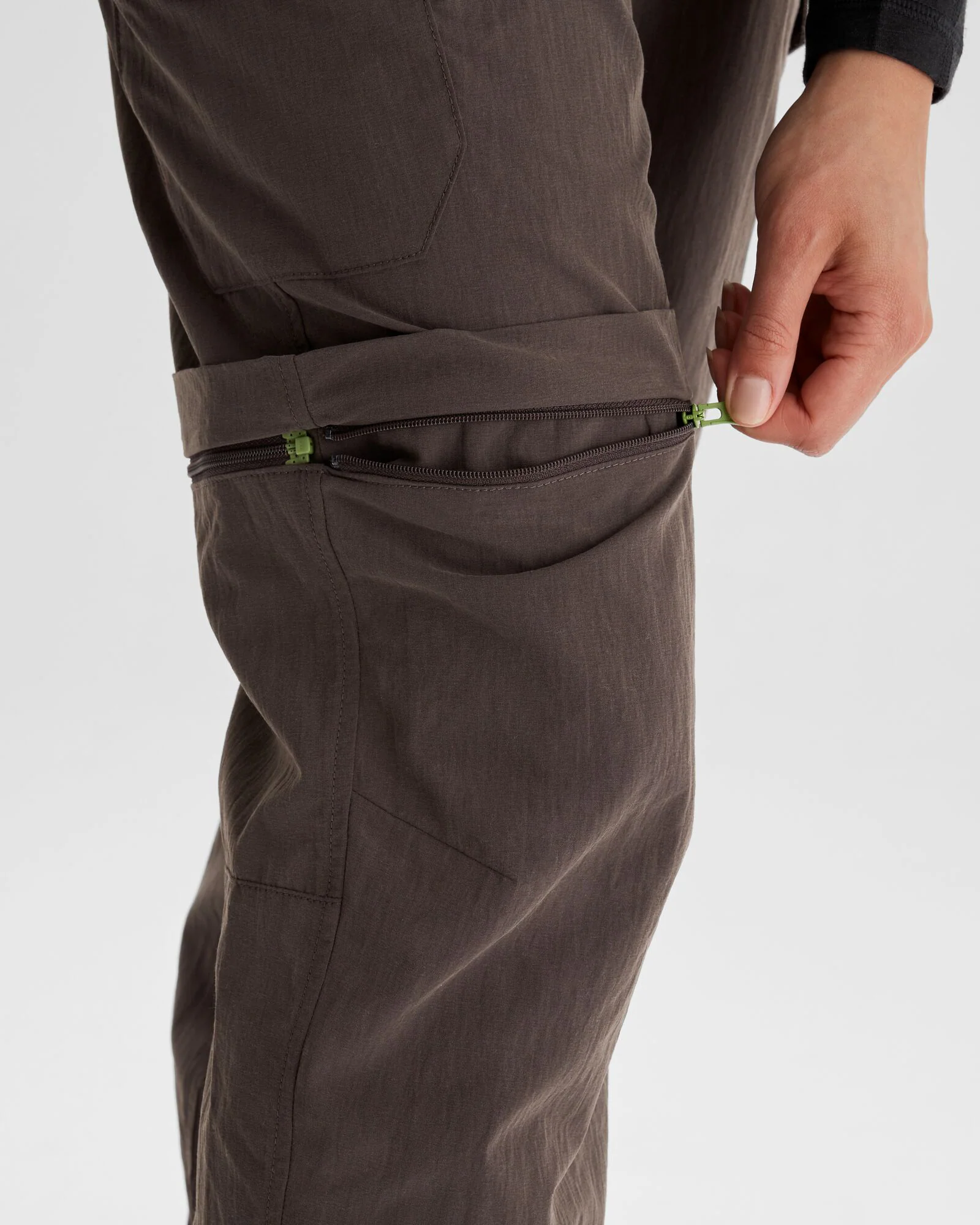 Women's EVRY-Day Convertible Pants  - Dark Quartz - Image 6