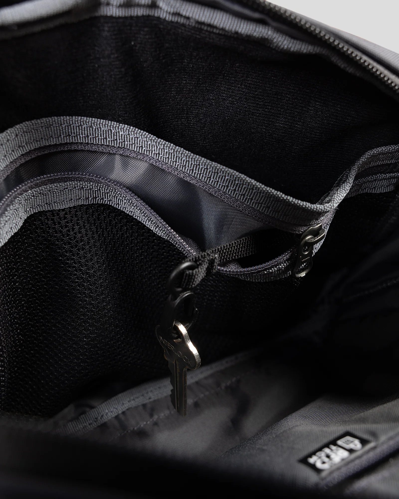 Flight RFID Crossbody - Black Stingray - Image 4